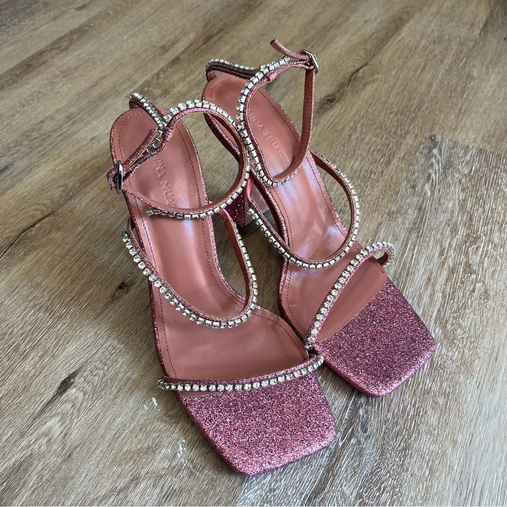 AMINA MUADDI
Gilda Crystal Glitter Sandals Barbie Pink